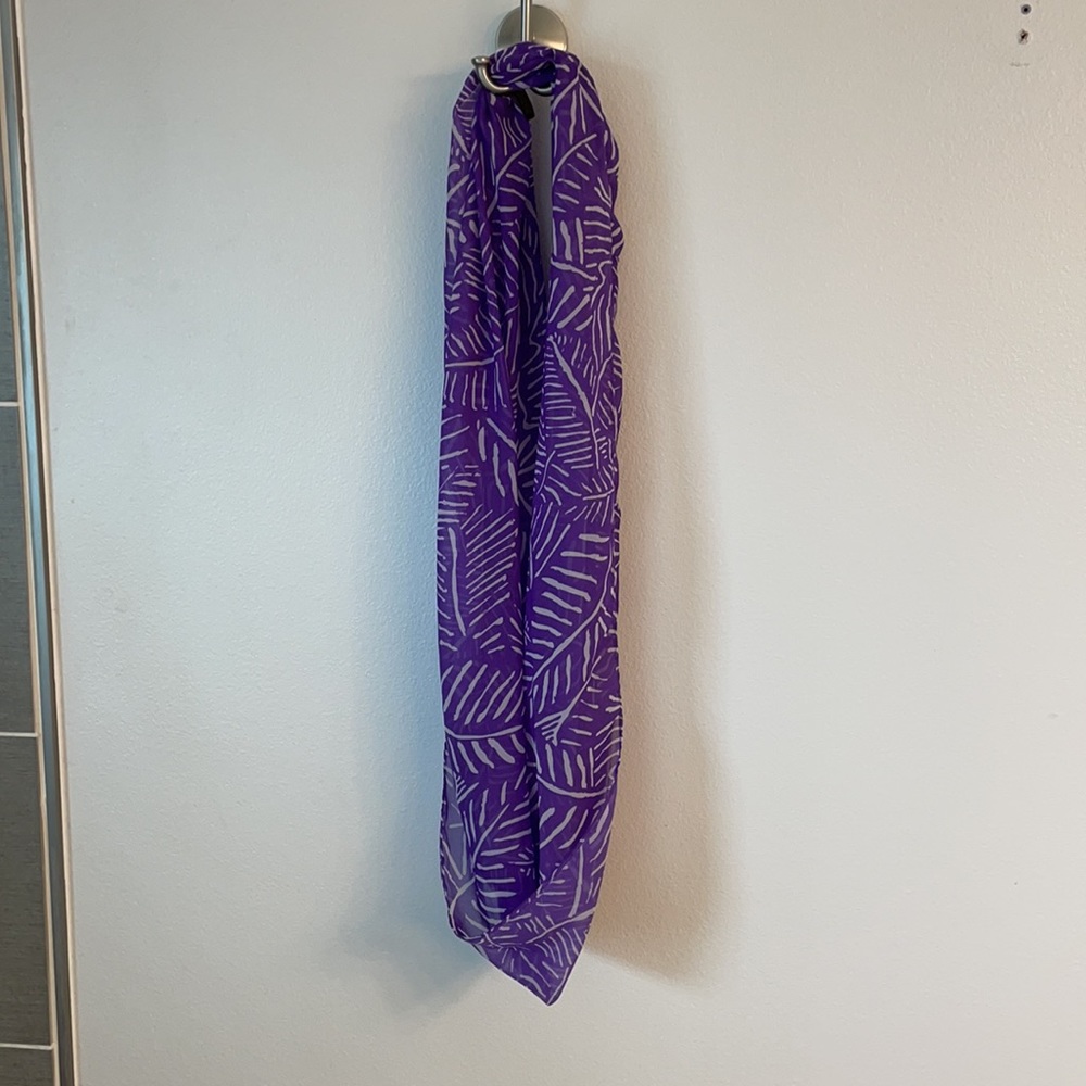 The Limited | Infinity Scarf - Picture 3 of 5